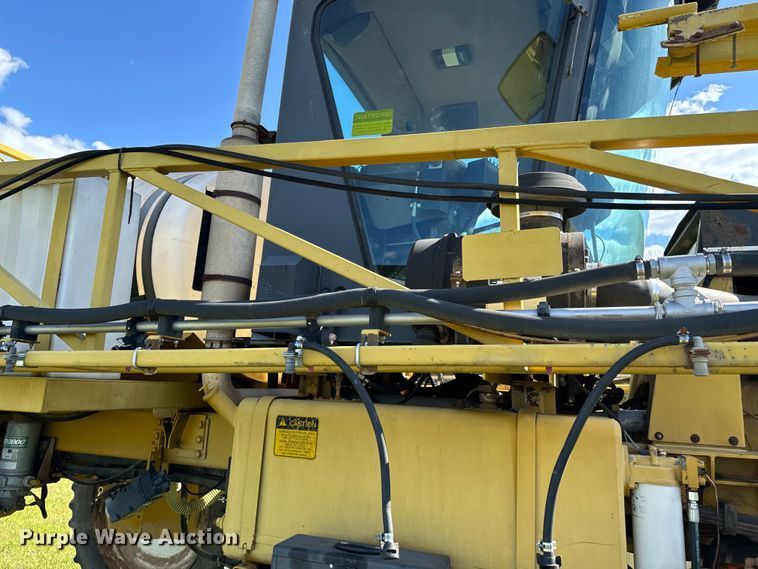 image for item ND9221 1997 Ag-Chem RoGator 854 sprayer