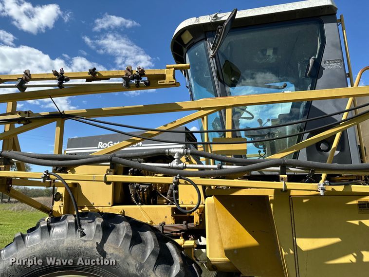 image for item ND9221 1997 Ag-Chem RoGator 854 sprayer