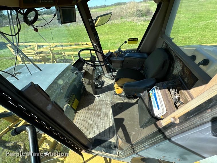 image for item ND9221 1997 Ag-Chem RoGator 854 sprayer