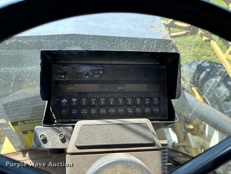 image for item ND9221 1997 Ag-Chem RoGator 854 sprayer