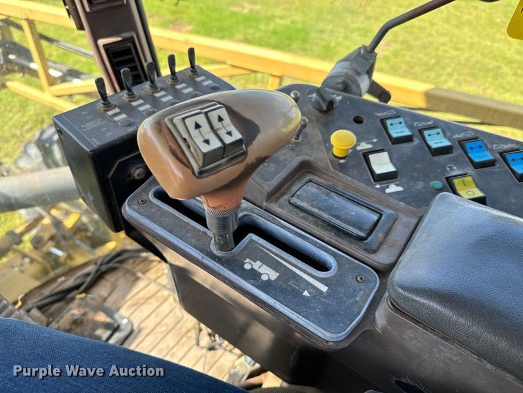 image for item ND9221 1997 Ag-Chem RoGator 854 sprayer