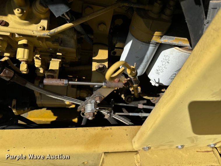 image for item ND9221 1997 Ag-Chem RoGator 854 sprayer