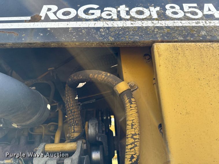 image for item ND9221 1997 Ag-Chem RoGator 854 sprayer