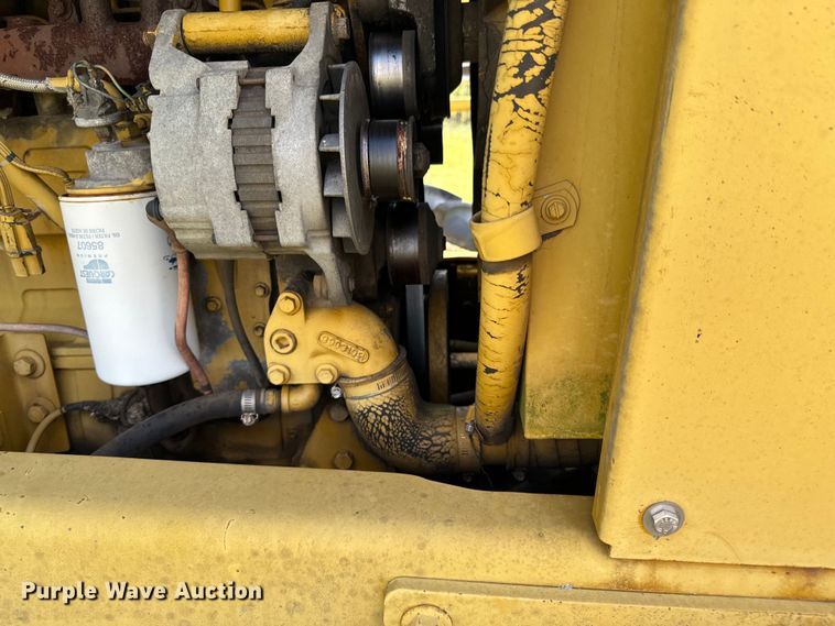 image for item ND9221 1997 Ag-Chem RoGator 854 sprayer