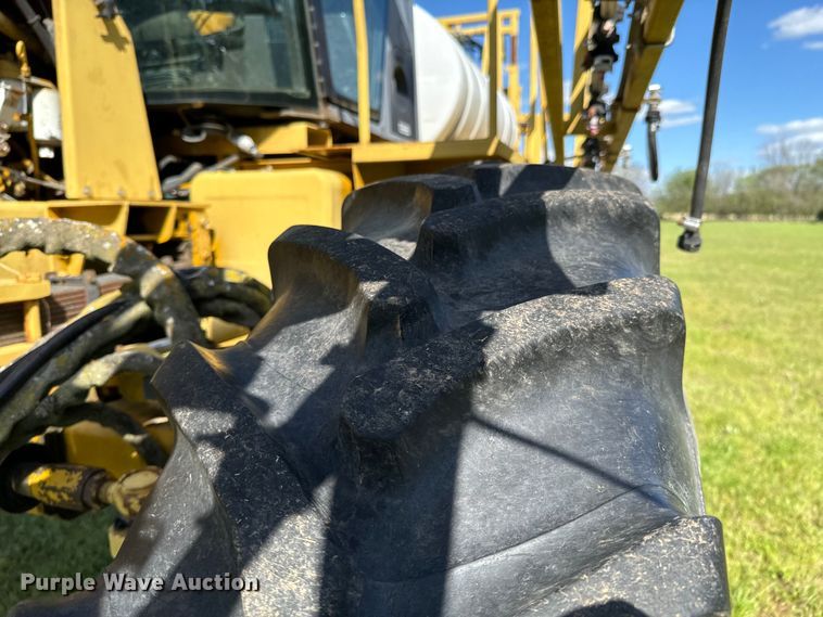 image for item ND9221 1997 Ag-Chem RoGator 854 sprayer