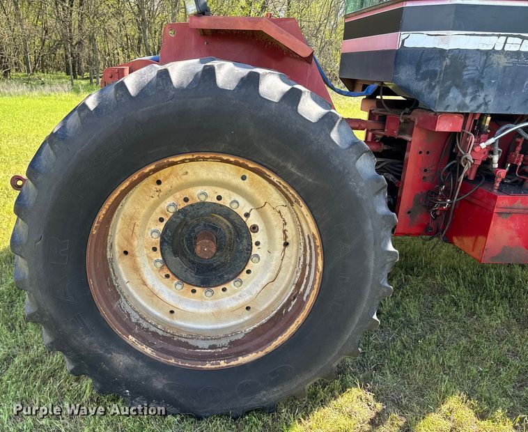 image for item ND9222 1997 Case IH 9330 4WD tractor