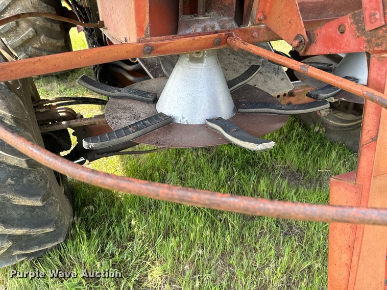 image for item ND9263 1981 International Harvester 1460 RWA combine