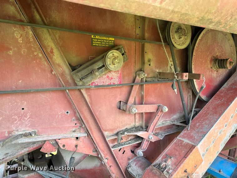 image for item ND9263 1981 International Harvester 1460 RWA combine