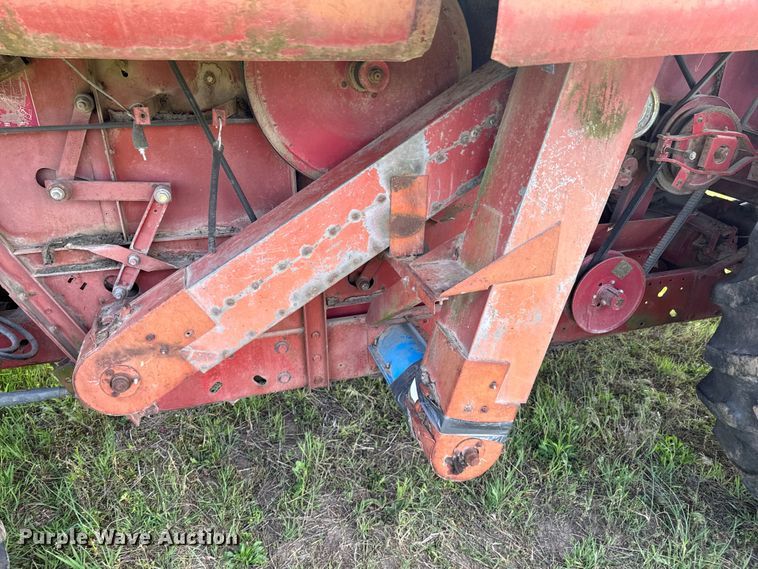 image for item ND9263 1981 International Harvester 1460 RWA combine