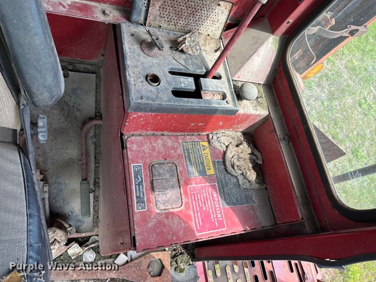 image for item ND9263 1981 International Harvester 1460 RWA combine