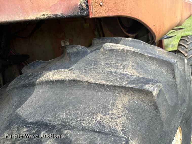 image for item ND9263 1981 International Harvester 1460 RWA combine