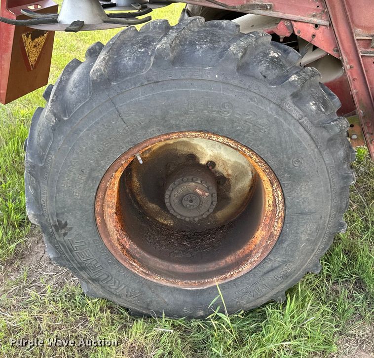 image for item ND9263 1981 International Harvester 1460 RWA combine