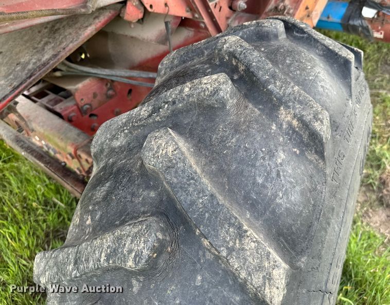 image for item ND9263 1981 International Harvester 1460 RWA combine