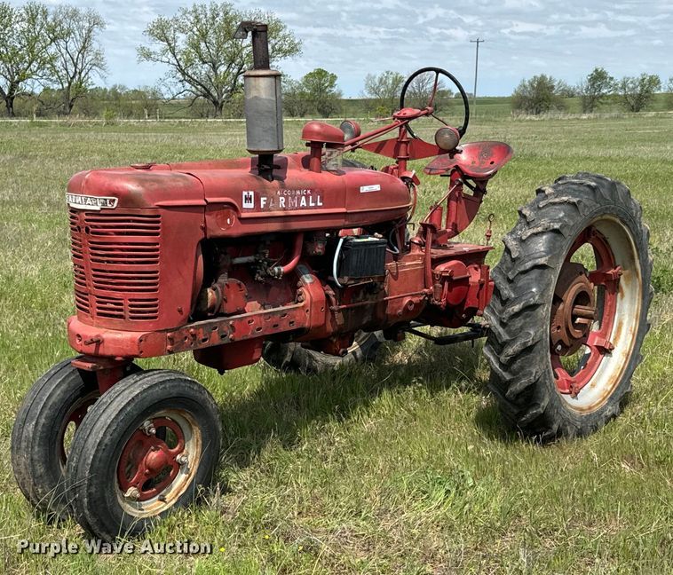 image for item ND9264 1945 McCormick  Farmall H tractor