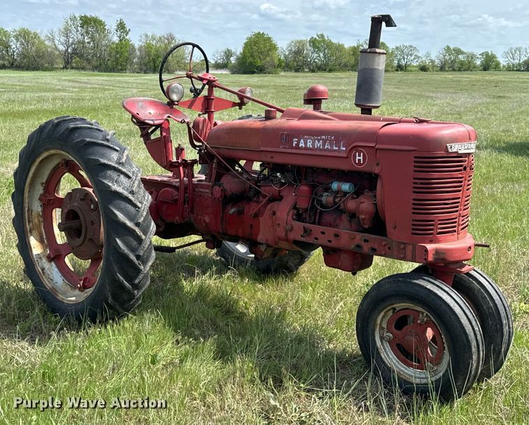 image for item ND9264 1945 McCormick  Farmall H tractor