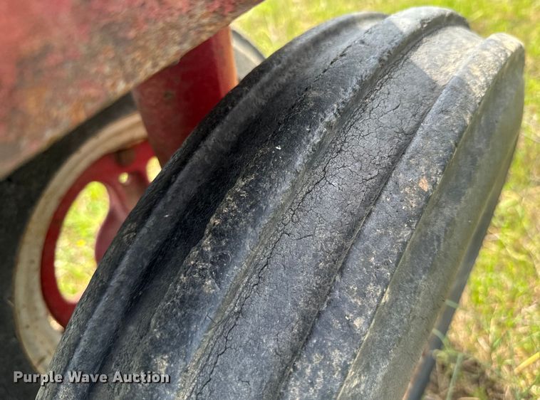 image for item ND9264 1945 McCormick  Farmall H tractor