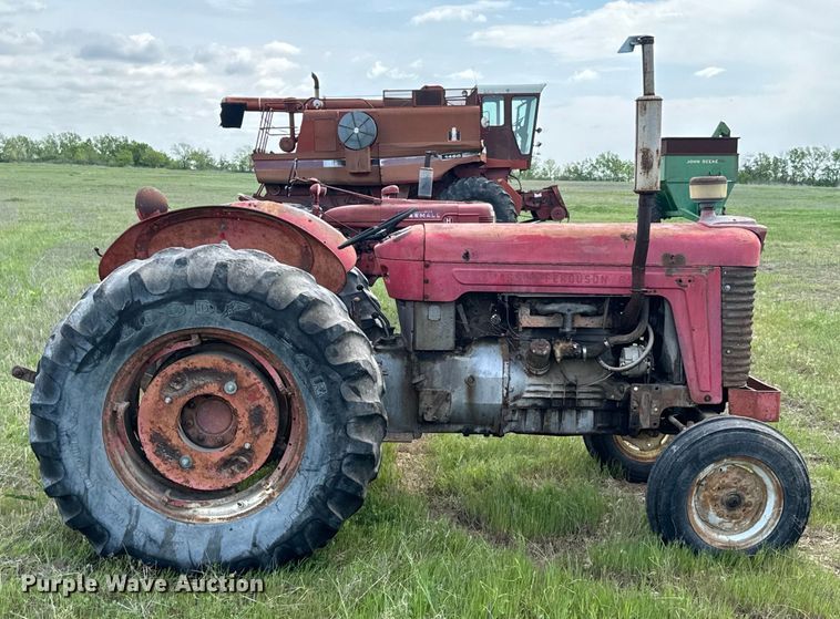 image for item ND9266 1959 Massey Ferguson MF85 tractor