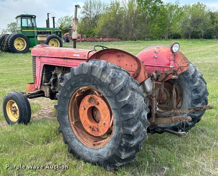 image for item ND9266 1959 Massey Ferguson MF85 tractor