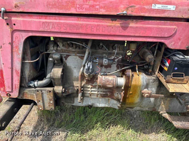 image for item ND9266 1959 Massey Ferguson MF85 tractor