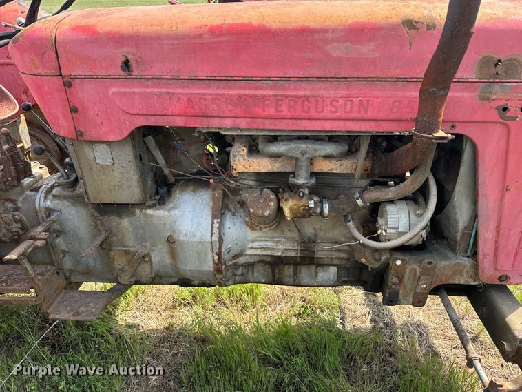 image for item ND9266 1959 Massey Ferguson MF85 tractor