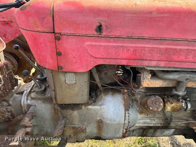 image for item ND9266 1959 Massey Ferguson MF85 tractor