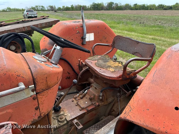image for item ND9267 Massey Ferguson MF90 tractor