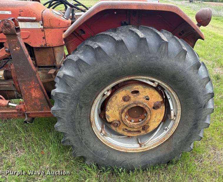 image for item ND9267 Massey Ferguson MF90 tractor