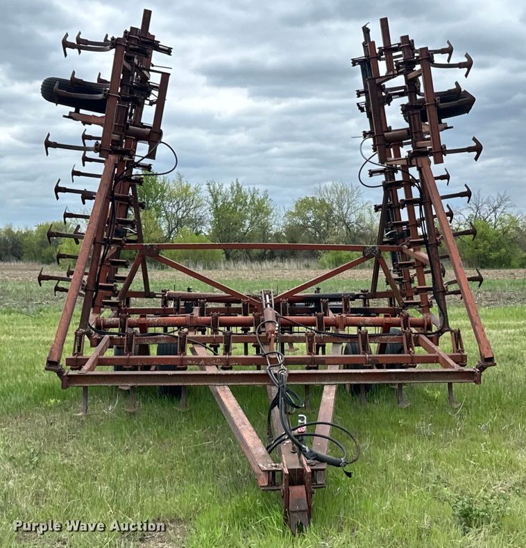 image for item ND9271 Bush Hog 23G field cultivator