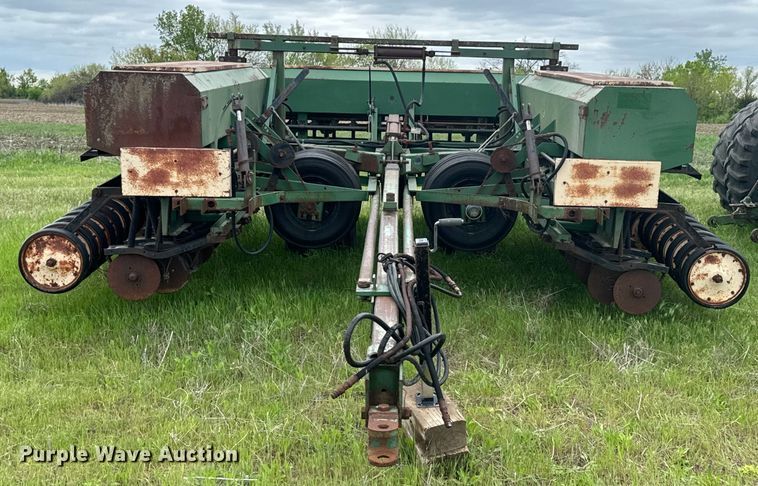 image for item ND9272 Great Plains 450881-DDR3 grain drill