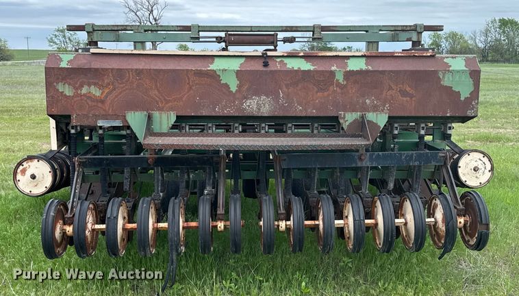 image for item ND9272 Great Plains 450881-DDR3 grain drill