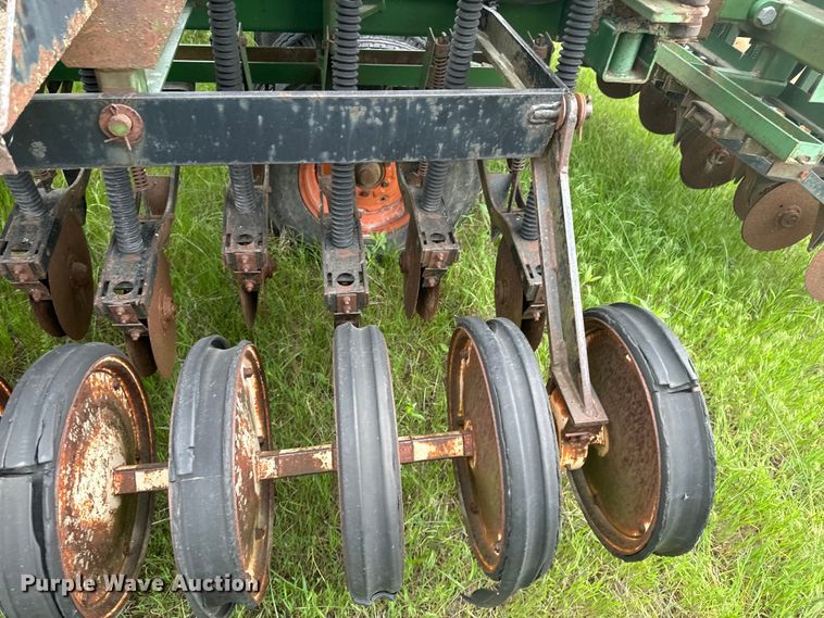 image for item ND9272 Great Plains 450881-DDR3 grain drill