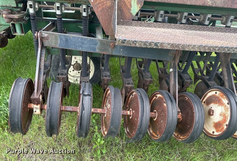 image for item ND9272 Great Plains 450881-DDR3 grain drill