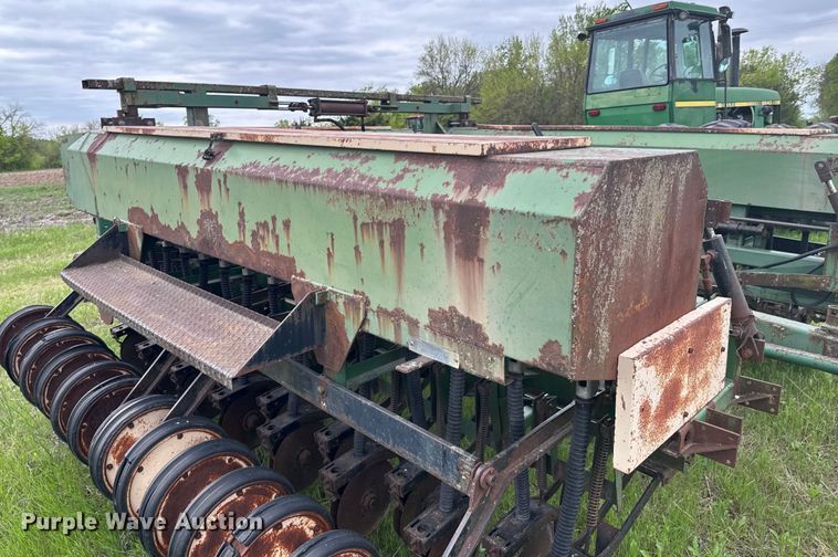 image for item ND9272 Great Plains 450881-DDR3 grain drill