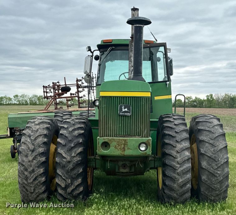 image for item ND9273 1980 John Deere 8640 4WD tractor
