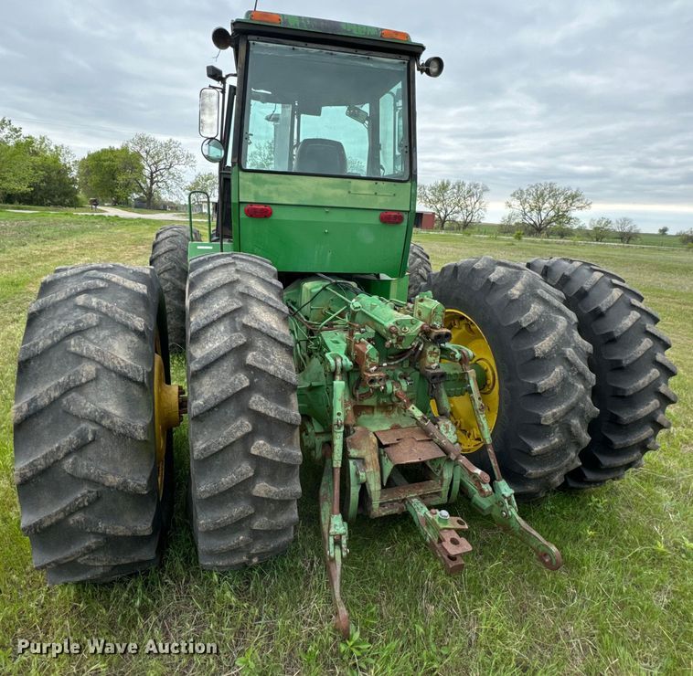 image for item ND9273 1980 John Deere 8640 4WD tractor