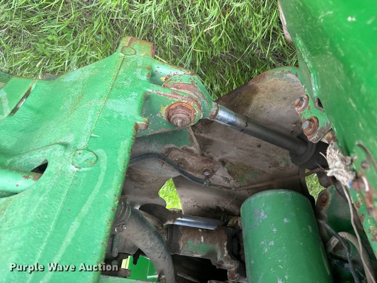 image for item ND9273 1980 John Deere 8640 4WD tractor