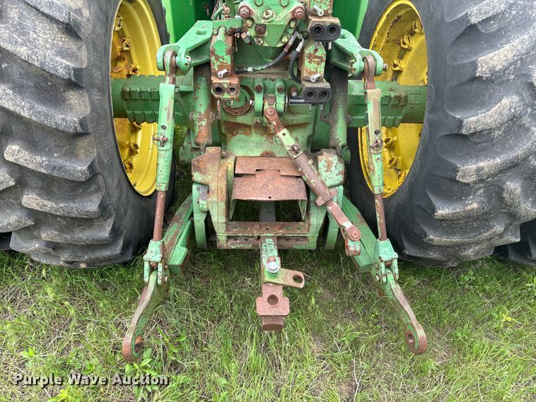 image for item ND9273 1980 John Deere 8640 4WD tractor