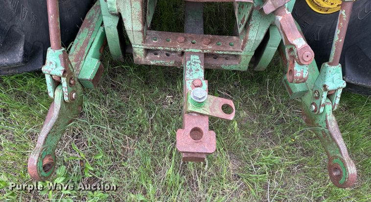 image for item ND9273 1980 John Deere 8640 4WD tractor