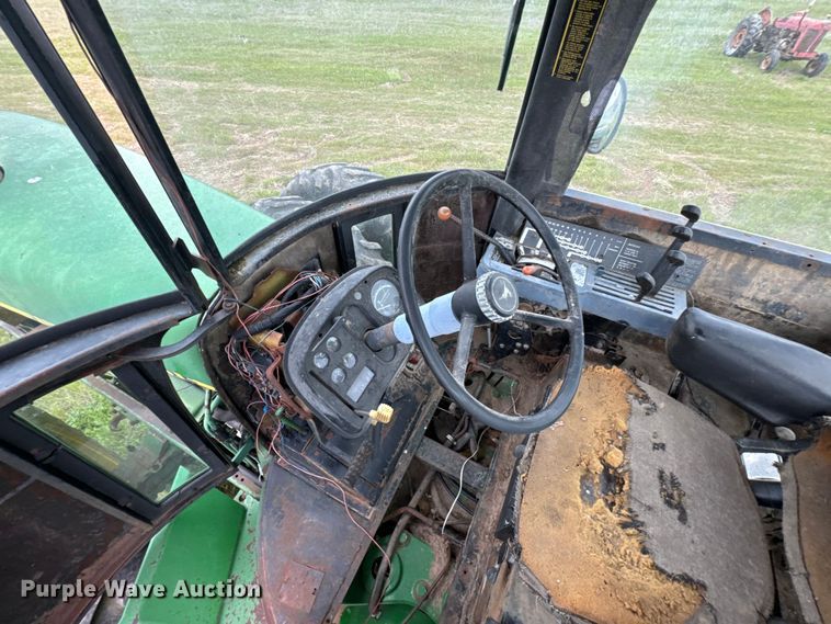 image for item ND9273 1980 John Deere 8640 4WD tractor