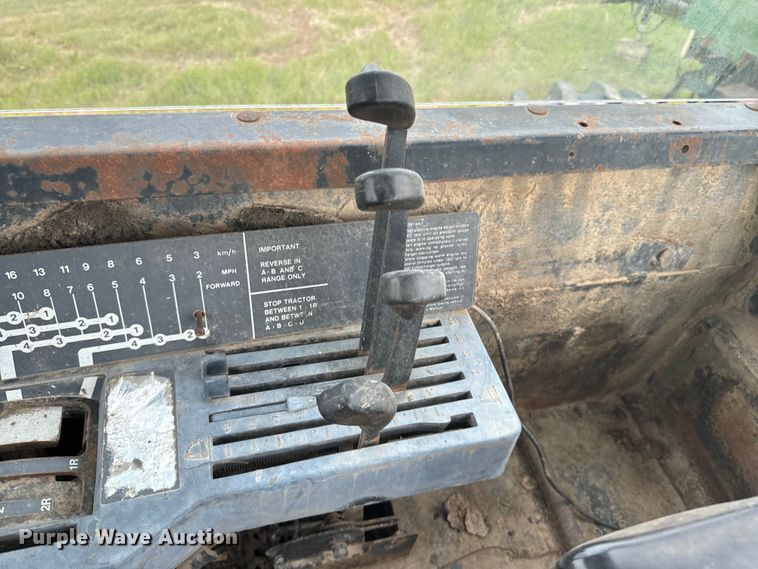 image for item ND9273 1980 John Deere 8640 4WD tractor