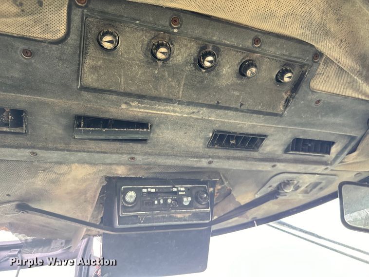 image for item ND9273 1980 John Deere 8640 4WD tractor