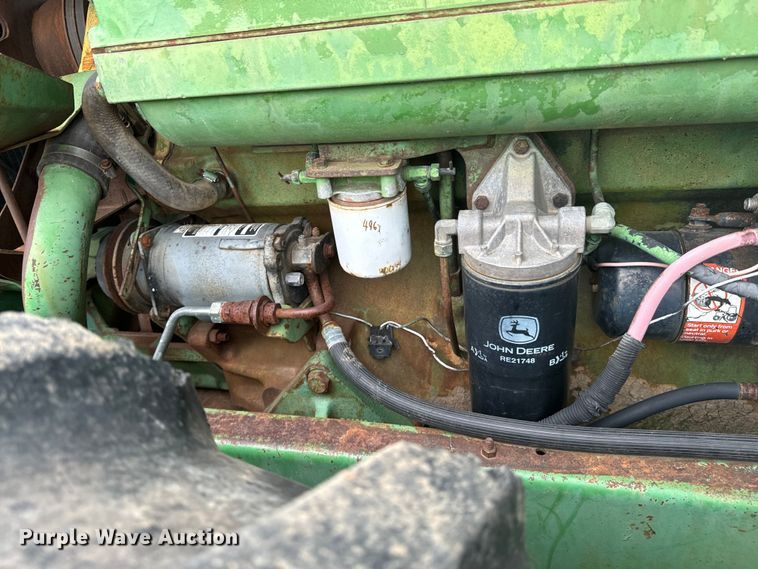image for item ND9273 1980 John Deere 8640 4WD tractor