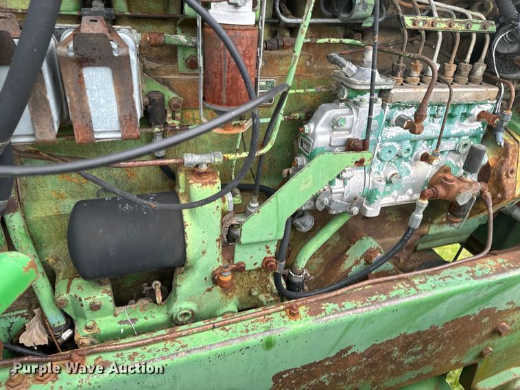 image for item ND9273 1980 John Deere 8640 4WD tractor