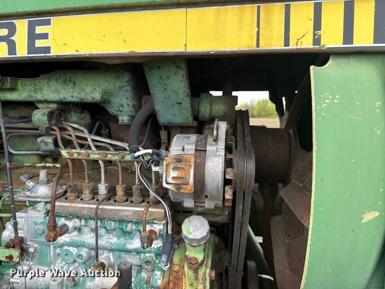 image for item ND9273 1980 John Deere 8640 4WD tractor