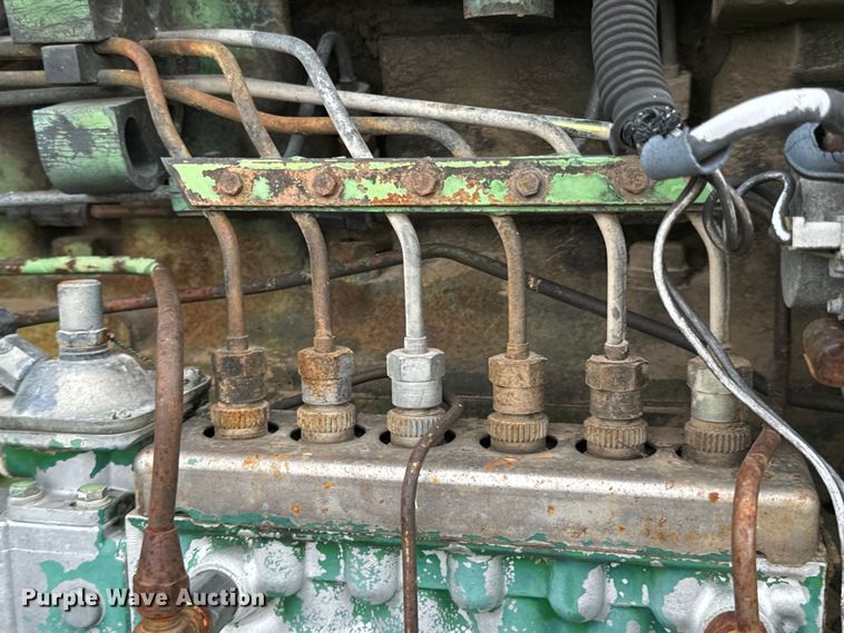 image for item ND9273 1980 John Deere 8640 4WD tractor