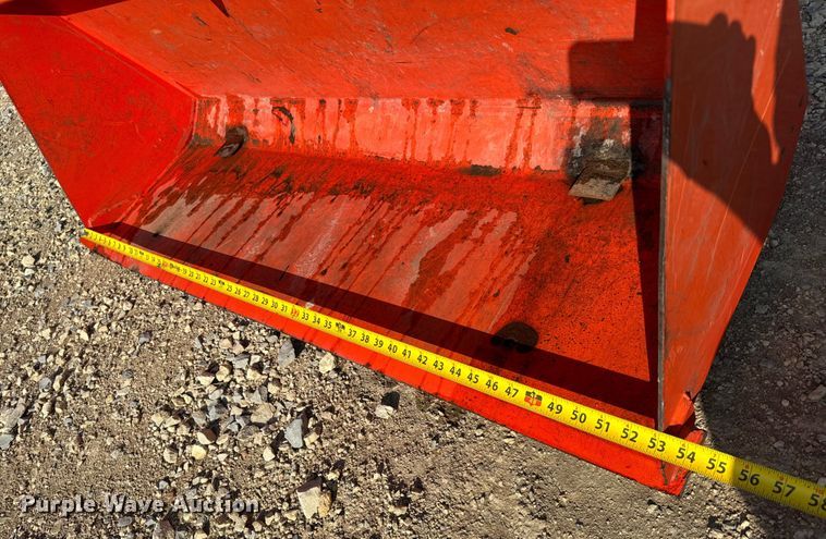 image for item NH9087 2017 Kubota  B2301HSD MFWD tractor