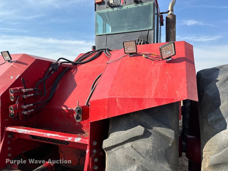 image for item NH9088 1980 International  4586 tractor