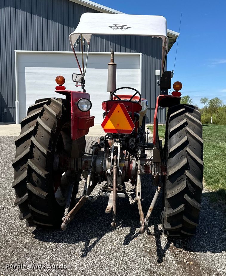 image for item NT9132 1969 Massey Ferguson  165 tractor