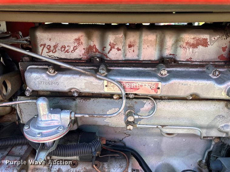 image for item NT9132 1969 Massey Ferguson  165 tractor