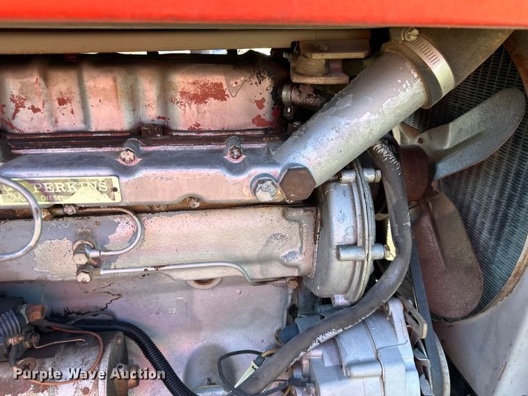 image for item NT9132 1969 Massey Ferguson  165 tractor